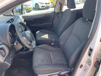 Toyota Yaris 1.5 Full Hybrid Comfort picture 10