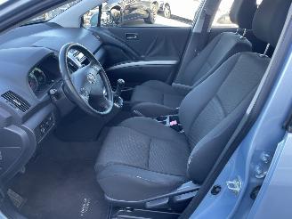 Toyota Corolla-verso 1.8 VVT-i Sol n.a.p nl auto picture 5