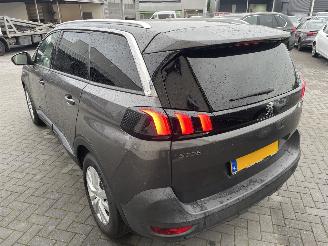 Peugeot 5008 1.2 PureTech Blue 7.P Executive N.A.P NL AUTO PRACHTIG!!! picture 4