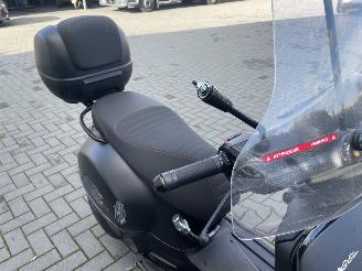 Vespa  GTS 310 NL MOTOR N.A.P PRACHTIG!! picture 10