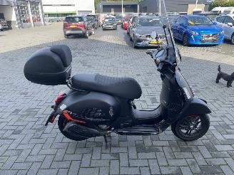 Vespa  GTS 310 NL MOTOR N.A.P PRACHTIG!! picture 5