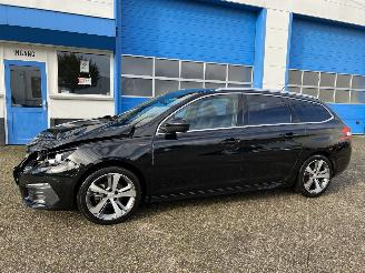 Damaged car Peugeot 308 1.2 PURETECH  GT-LINE 2018/5