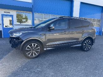 Auto incidentate Ford Kuga 1.5 AUTOMAAT  AWD  ST-LINE 2017/10