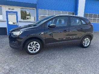 Schadeauto Opel Crossland 1.2 TURBO  ONLINE  EDITION 2019/2