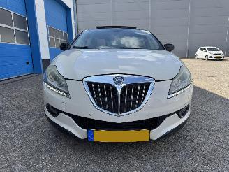 Lancia Delta 1.8-16V  AUTOMAAT  FULL OPTION picture 3