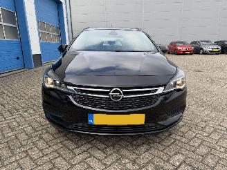 Opel Astra 1.0 ONLINE EDITION  SPORTS TOURER picture 3