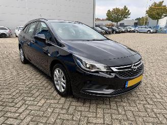 Opel Astra 1.0 ONLINE EDITION  SPORTS TOURER picture 4