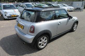 Mini Cooper 1.6 Cooper airco picture 2