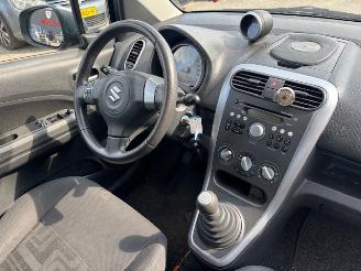 Suzuki Splash 1.0 5-drs Comfort airco picture 11