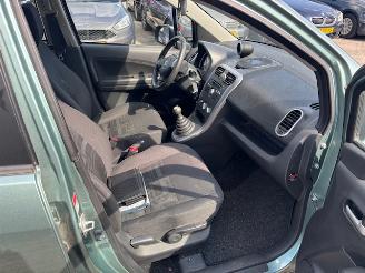 Suzuki Splash 1.0 5-drs Comfort airco picture 8
