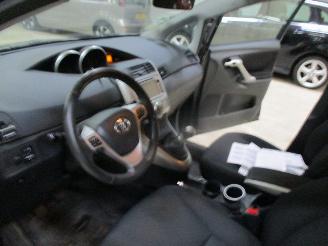 Toyota Verso 2.0 D-4D BUSINESS picture 7