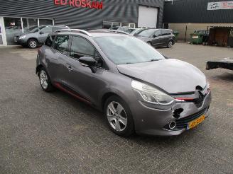 krockskadad bil auto Renault Clio 0.9 TCE 2014/1