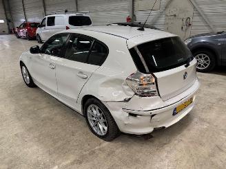 BMW 1-serie 118i 5-drs clima picture 3