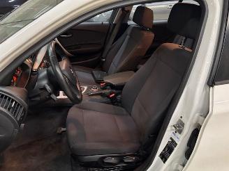 BMW 1-serie 118i 5-drs clima picture 11