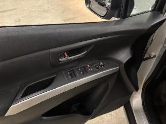 Suzuki S-Cross 1.6 Comfort  Clima picture 15