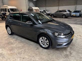 Volkswagen Golf 1.0 TSI Comfort 5-drs Nap picture 2