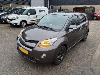 Toyota Urban Cruiser 1.3 VVTI Dynamic clima picture 3