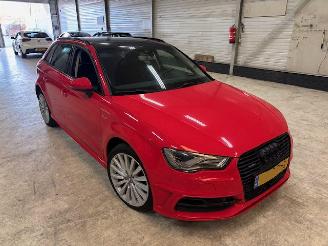 Vaurioauto  passenger cars Audi A3 1.4 E-Tron PHEV  Pano Automaat 2015/11