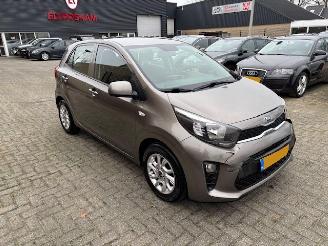 Damaged car Kia Picanto 1.0 Comfort Plus Line Navigator 2018/3