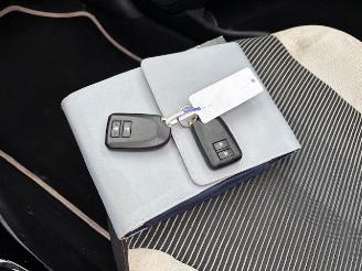 Peugeot 108 1.2  5-drs Top! Roland Garros picture 22