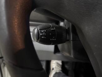 Toyota Proace 2.0 D-4D Navigator Long 3-pers picture 16