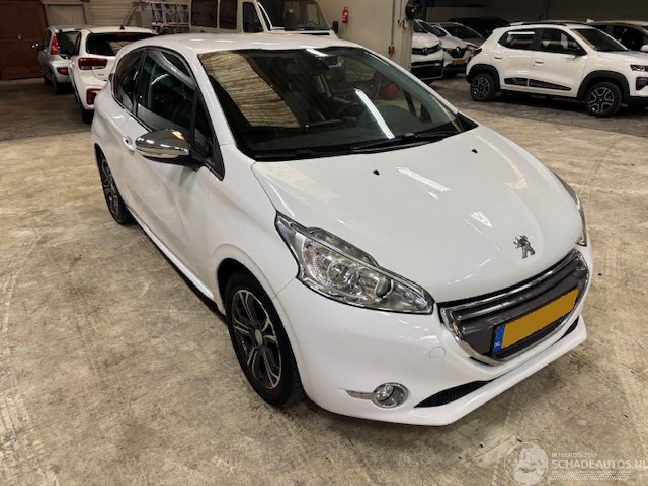 Peugeot 208 1.2 Allure Clima