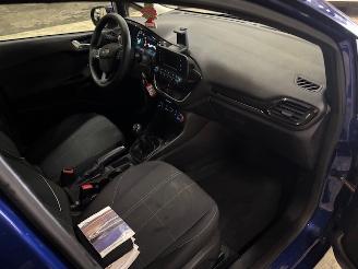 Ford Fiesta 1.1 Trend 5-drs airco NAP picture 9