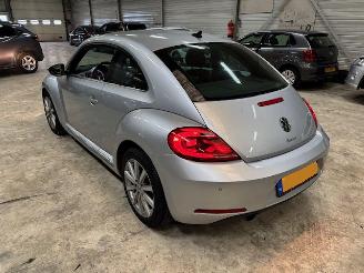 damaged passenger cars Volkswagen Beetle 1.2 Tsi Design 2013/7