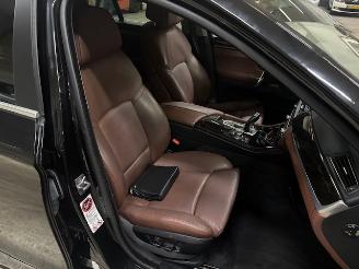 BMW 5-serie 535i High Executive Pano Head-Up 306pk picture 11