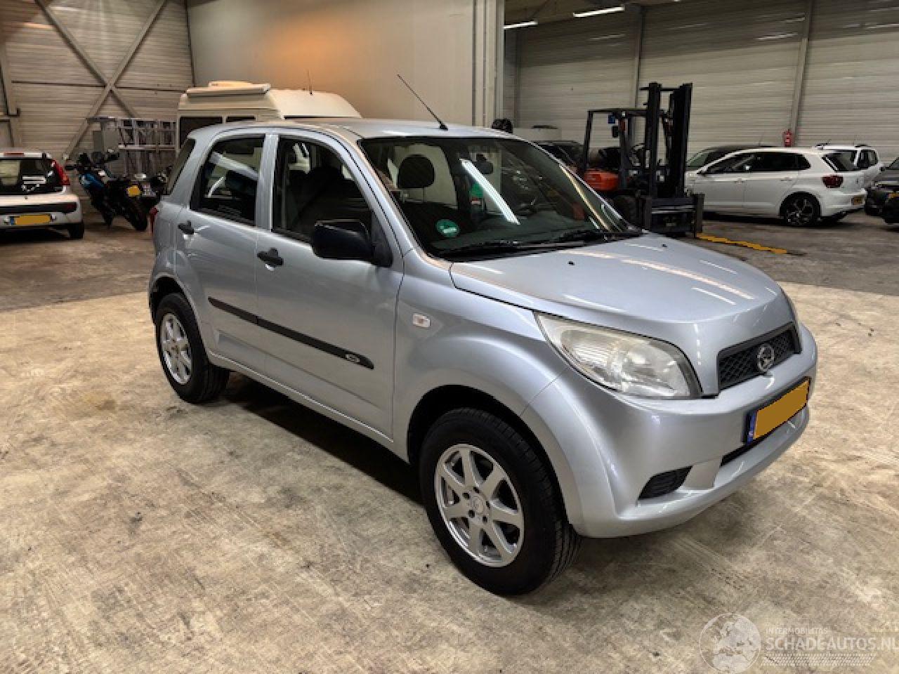 Daihatsu Terios 1.5 16v Explore 2WD Nap