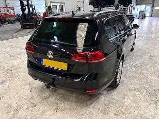Volkswagen Golf 1.2 TSI Highline picture 3