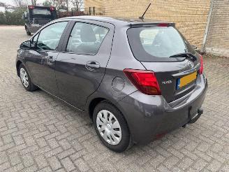 Voiture accidenté Toyota Yaris 1.3 16v 5-drs airco Nap 2015/5
