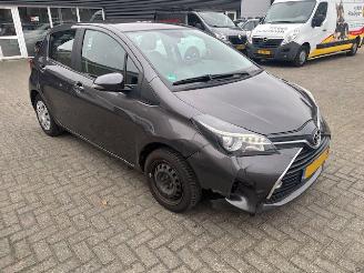 Toyota Yaris 1.3 16v 5-drs airco Nap picture 4