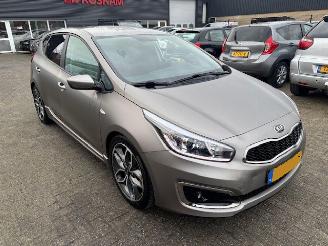 Auto incidentate Kia Cee d 1.6 GDI First Edition NAP 2017/1