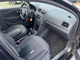 Volkswagen Polo 1.0 5-drs airco picture 9