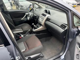 Toyota Verso 1.8 VVT-i Business Pano 147pk picture 9