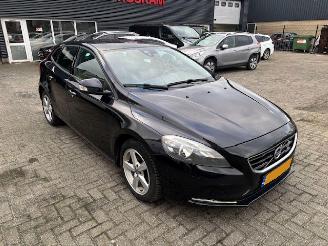 krockskadad bil auto Volvo V-40 1.6 D2 Kinetic 2013/8