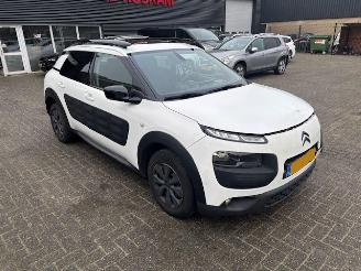 Vaurioauto  passenger cars Citroën C4 cactus 1.6 HDI  Pano Business Plus 2015/12