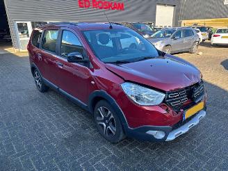Voiture accidenté Dacia Lodgy 1.3 TCe Stepway km(66.495 Nap) 2020/6