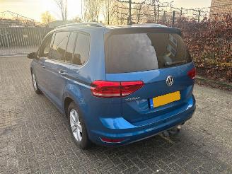 Volkswagen Touran 1.5 TSI Comfort 150pk NAP picture 5