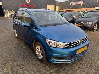 Auto incidentate Volkswagen Touran 1.5 TSI Comfort 150pk NAP 2019/1