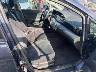 Honda Fr-v 2.0i Comfort airco picture 12