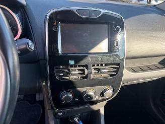 Renault Clio 0.9 TCe Night&Day  NAP picture 14