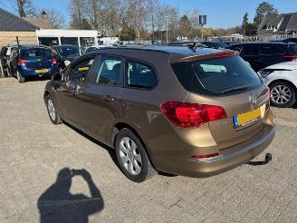 damaged passenger cars Opel Astra 1.4 Turbo Business+ 2013/3