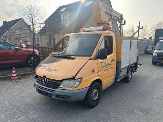 Mercedes Sprinter 311 CDI  Hoogwerker picture 3