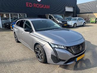 uszkodzony samochody osobowe Peugeot 308 1.6 Plug-in Hybrid 180 Allure Nap 2024/3