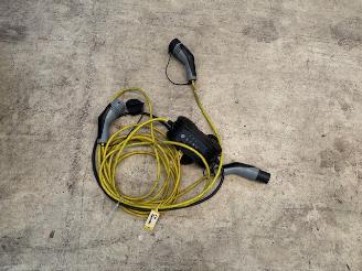 Volkswagen Golf e-Golf picture 13