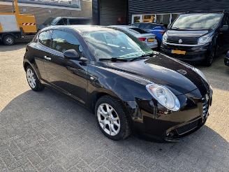krockskadad bil auto Alfa Romeo MiTo 1.4 Distinctive airco 2010/7