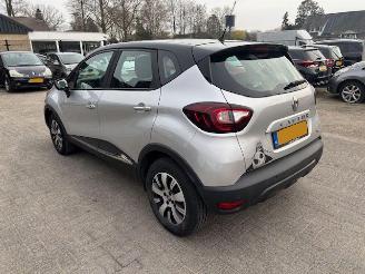 uszkodzony samochody osobowe Renault Captur 0.9 Tce Zen nap 2017/10