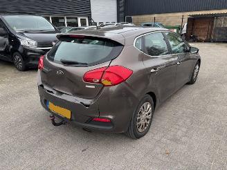 Kia Cee d 1.6 GDI 20th Anniversary airco picture 3